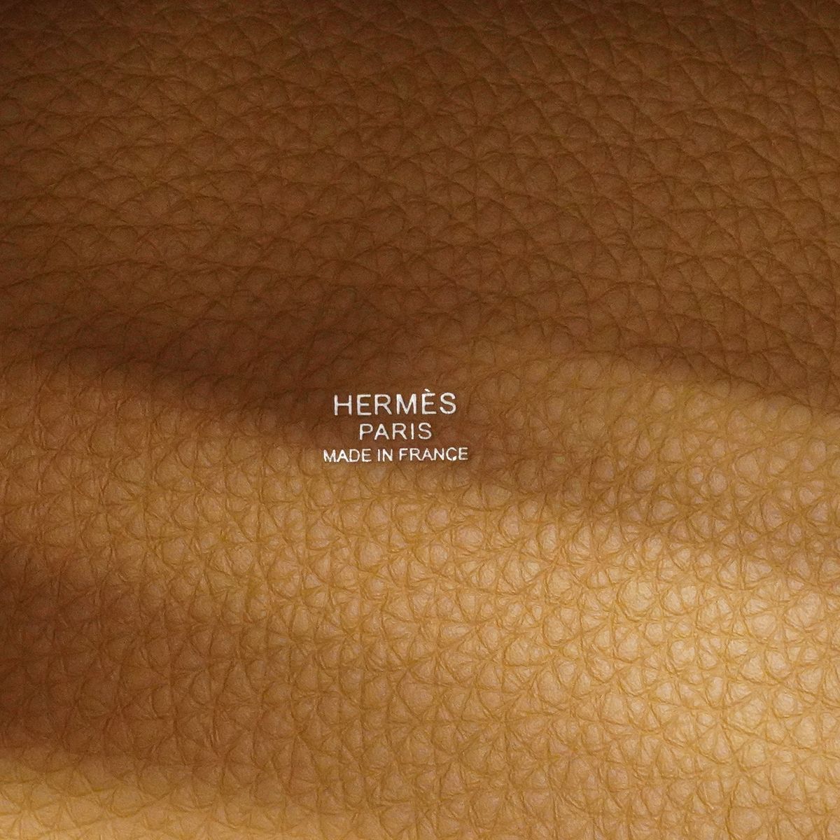 Hermes Handbag Picotin Lock PM Taurillon Clemence Tabac Camel Silver — view 5