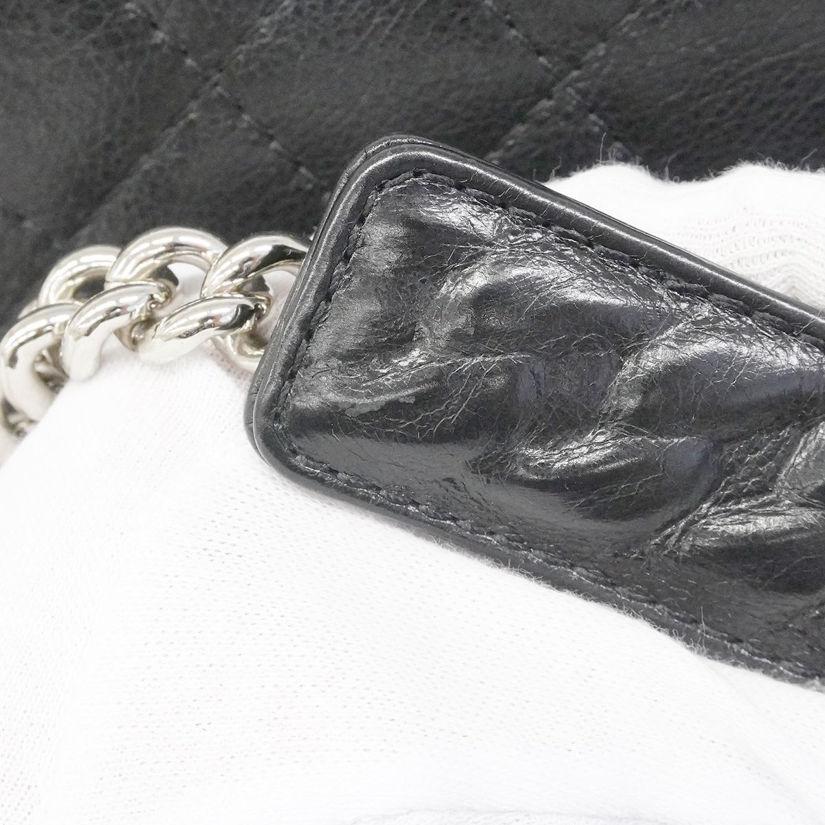 Chanel Shoulder Bag Quilted Leather Black Silver — view 9