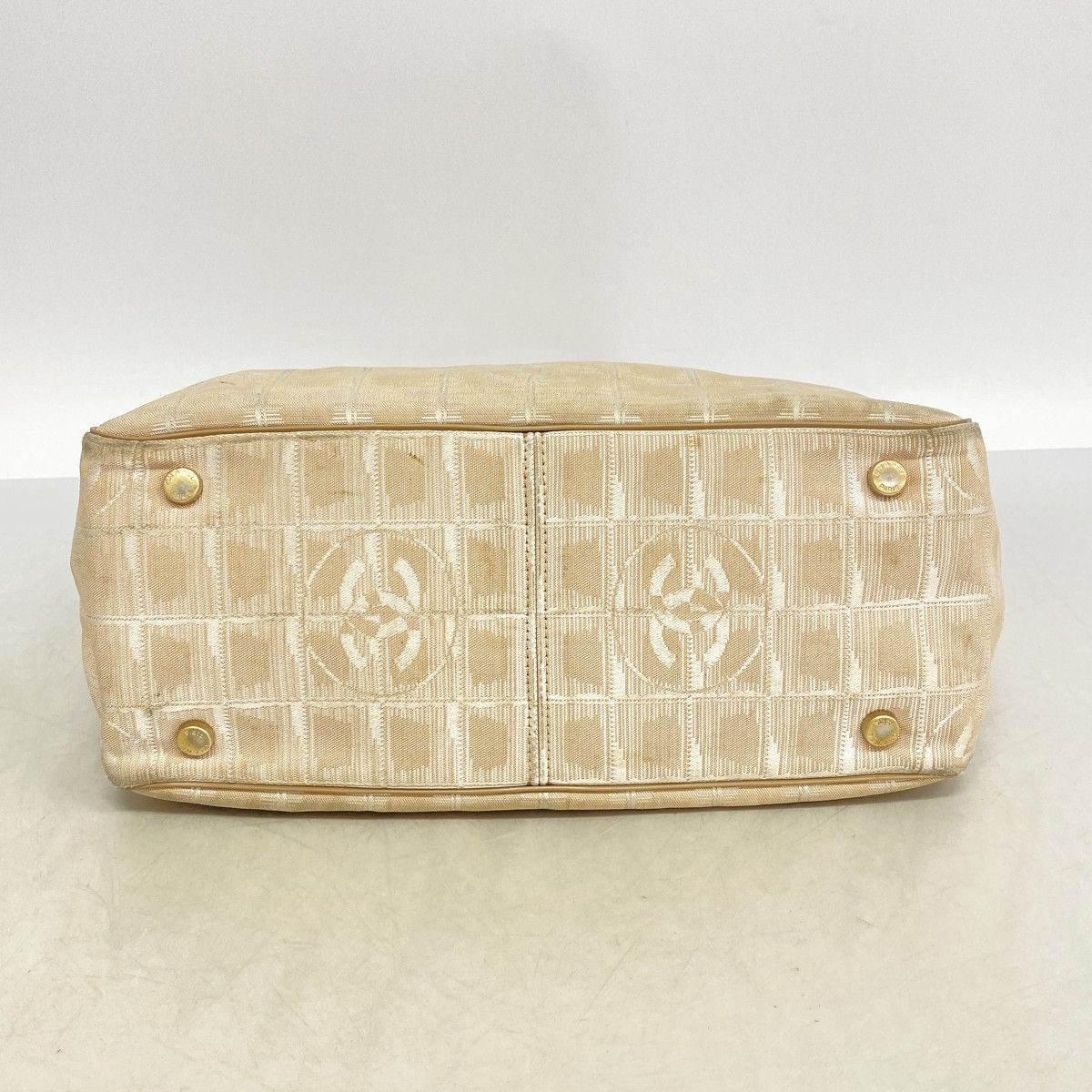 Chanel Tote New Travel Nylon Beige Champagne Gold — view 3