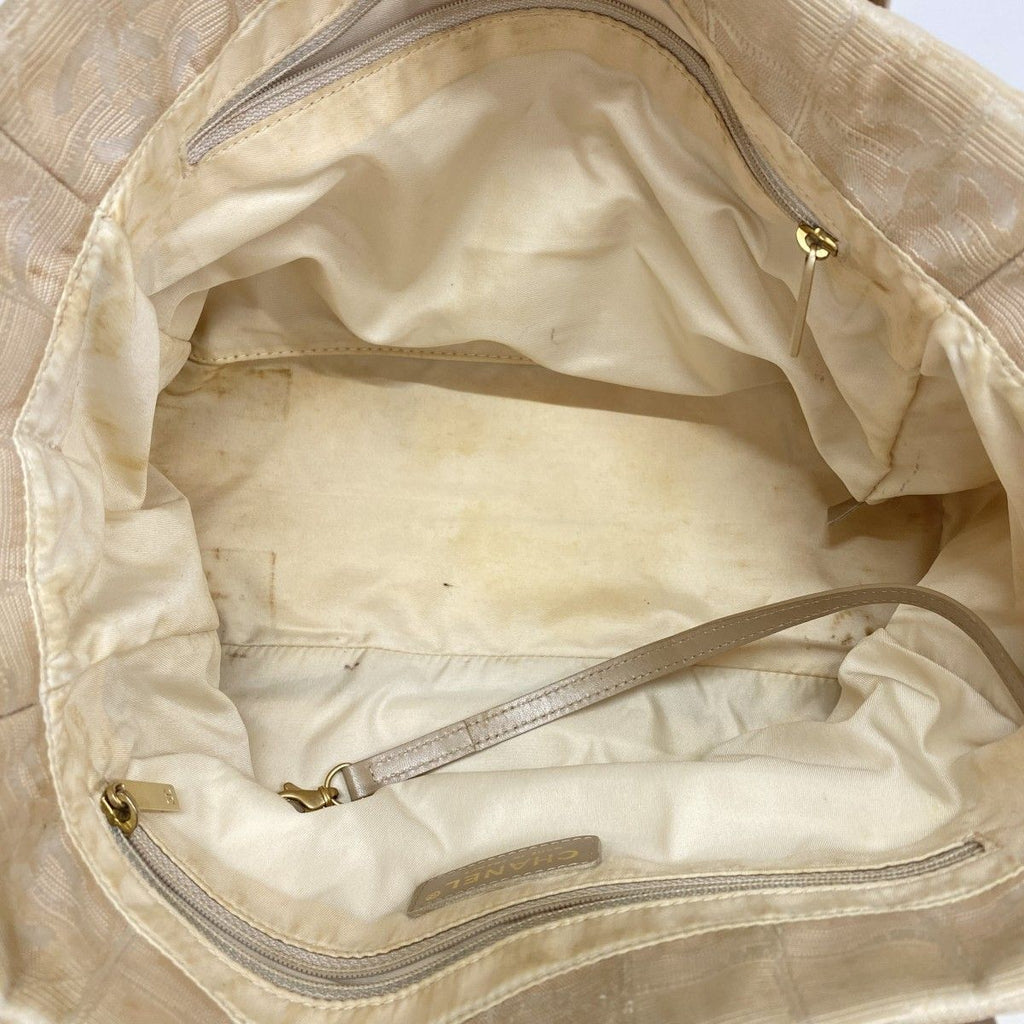 Chanel Tote New Travel Nylon Beige Champagne Gold — view 4