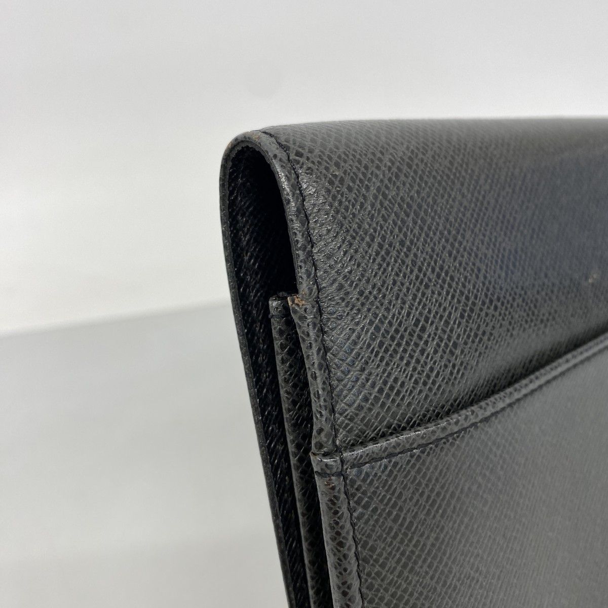 Louis Vuitton Clutch Taiga Selenga Ardoise — view 8