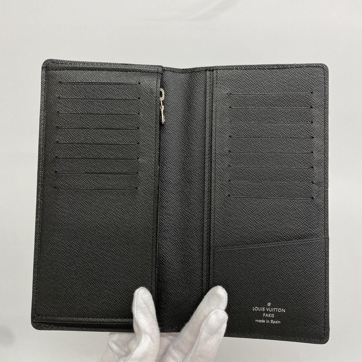 Louis Vuitton Wallet Epi Portefeuille Brazza Noir — view 3