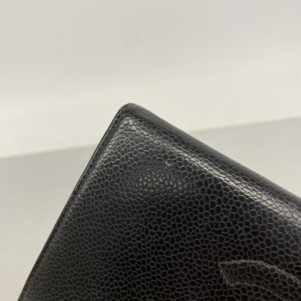 Chanel Wallet Caviar Leather Black Gold — view 8