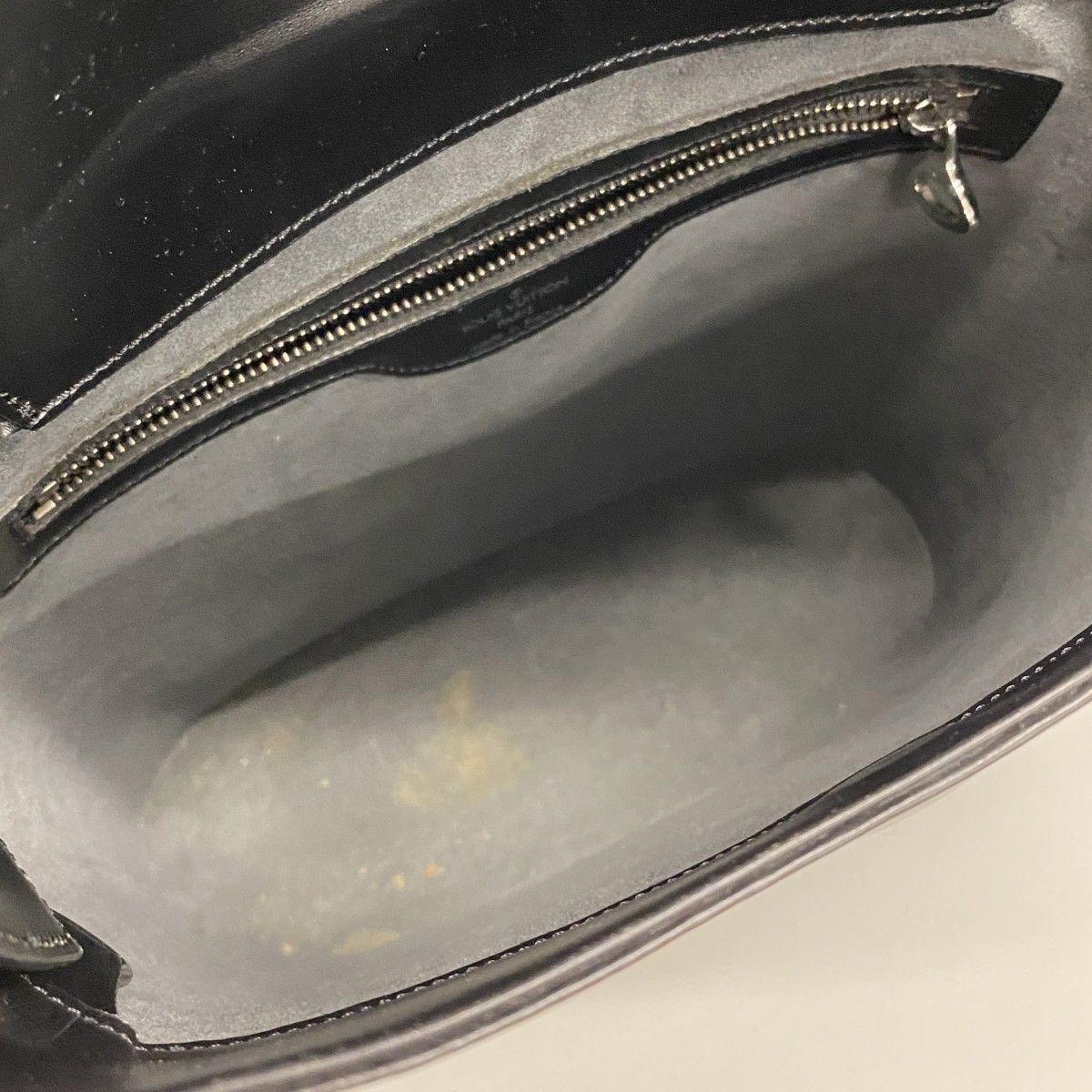 Louis Vuitton Shoulder Bag Epi Verso Noir — view 4
