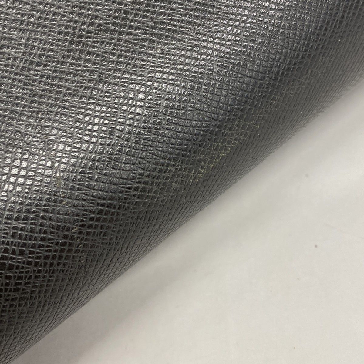 Louis Vuitton Tote Taiga Kasbek GM Ardoise — view 9