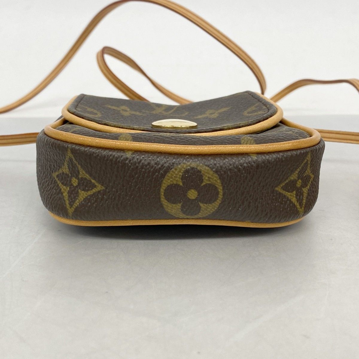 Louis Vuitton Shoulder Bag Monogram Pochette Cancun Brown — view 3