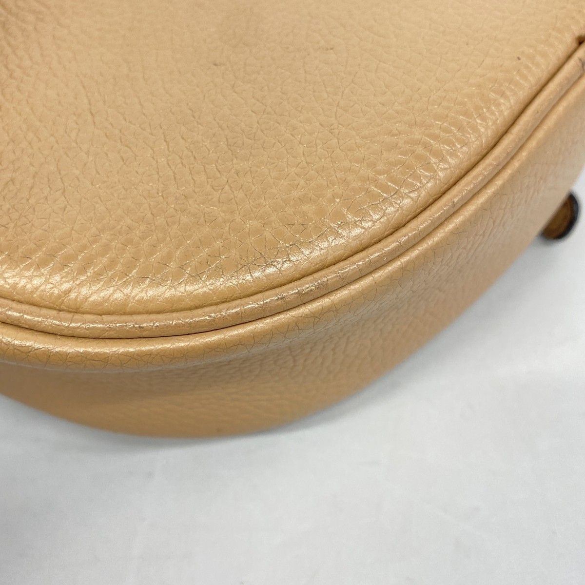 Gucci Shoulder Bag Soho Leather Beige Champagne Gold — view 6