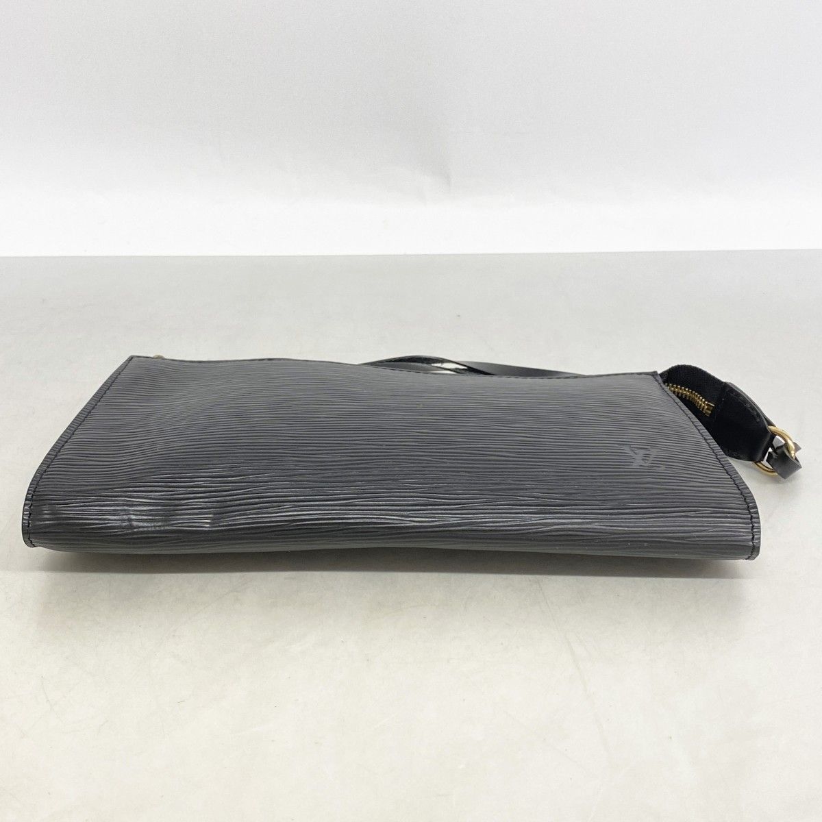 Louis Vuitton Pouch Epi Pochette Noir — view 3