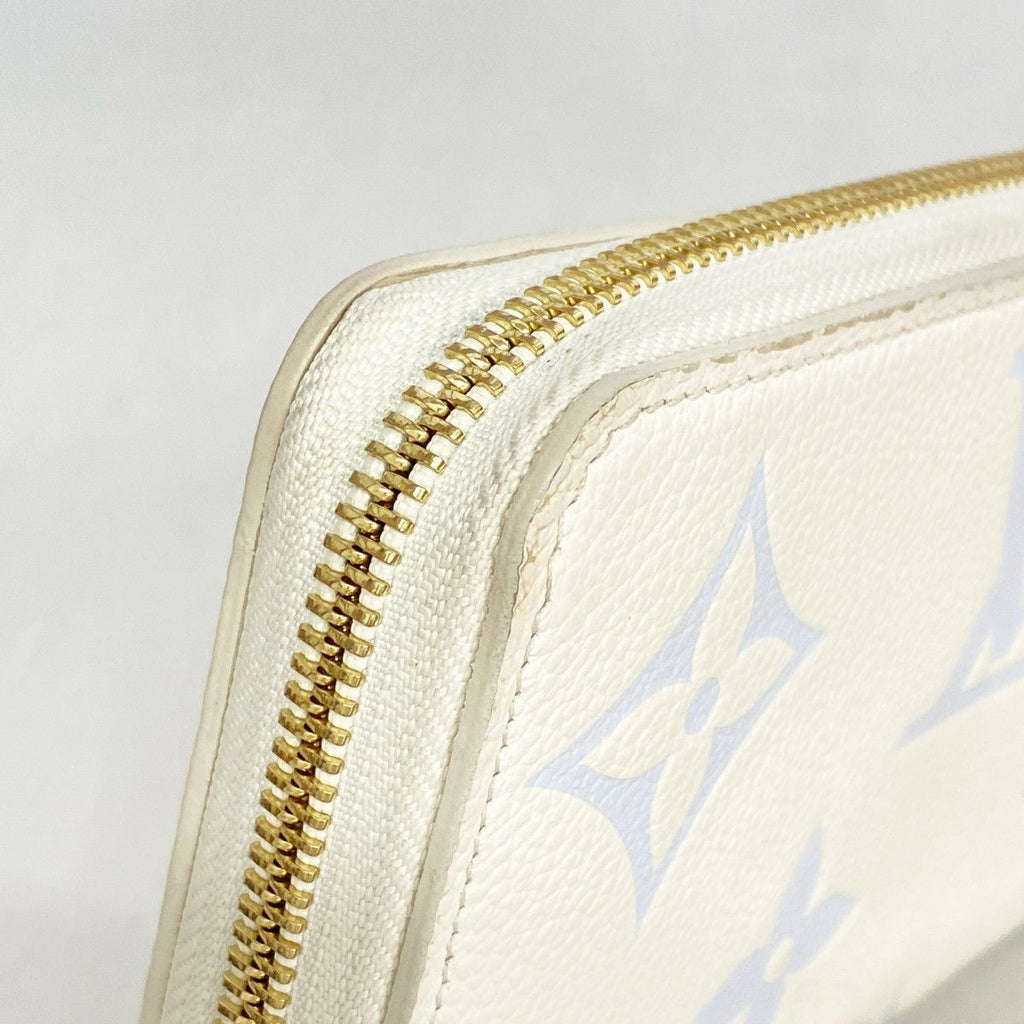 Louis Vuitton Wallet Monogram Empreinte Bicolor Zippy Latte White Candy Blue — view 6