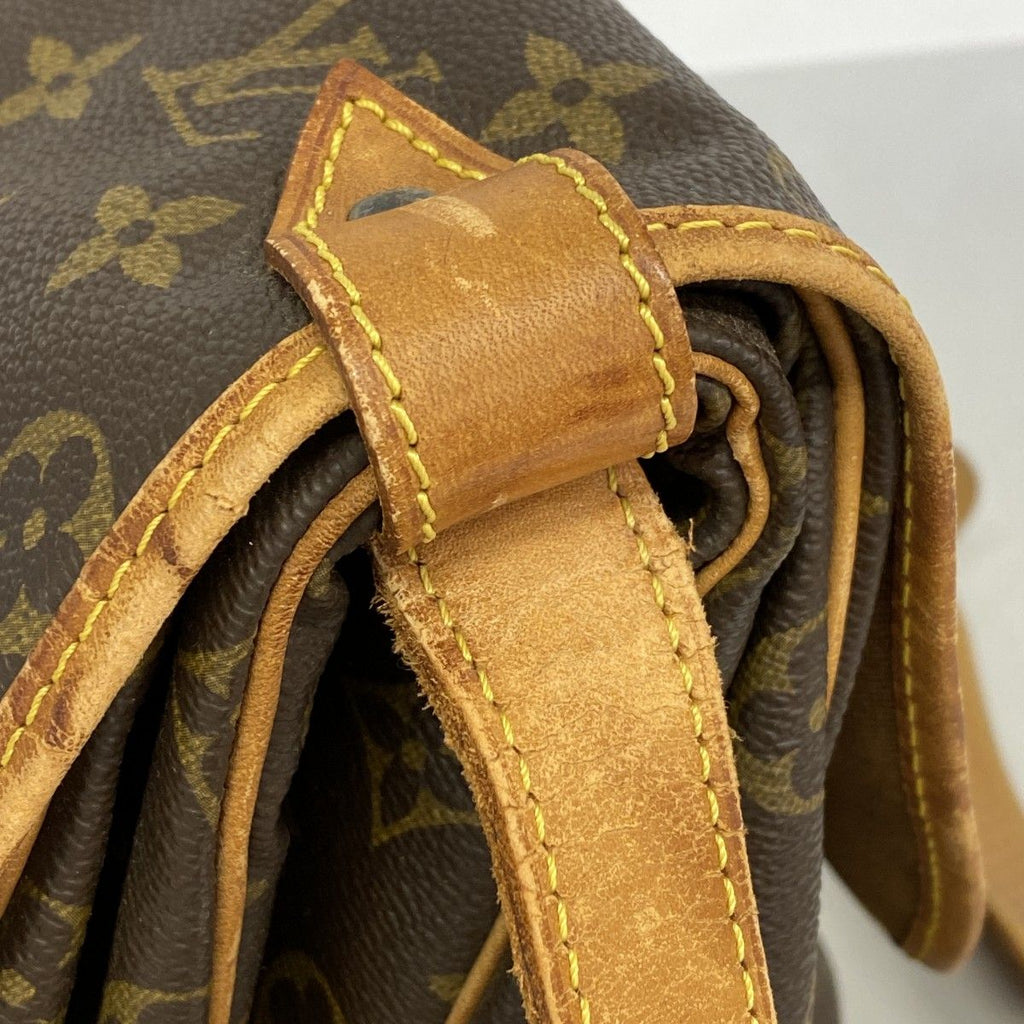 Louis Vuitton Shoulder Bag Monogram Saumur 35 Brown — view 9
