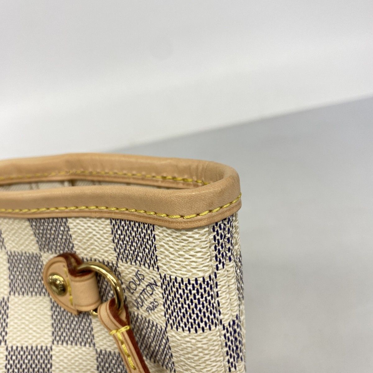 Louis Vuitton Tote Damier Azur Neverfull PM White — view 6