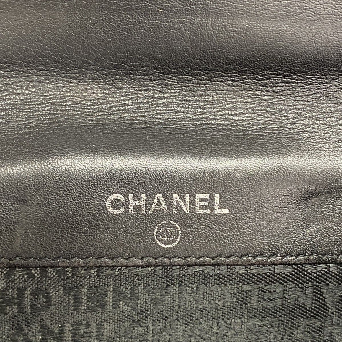 Chanel Wallet Quilted Lambskin Black Silver — view 4