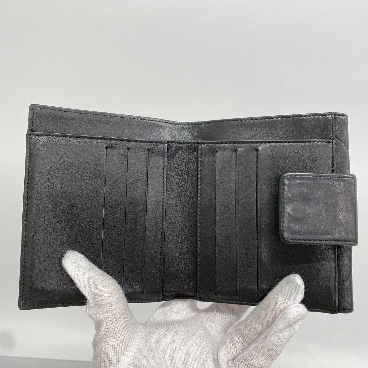 Chanel Wallet Quilted Lambskin Black Silver — view 3