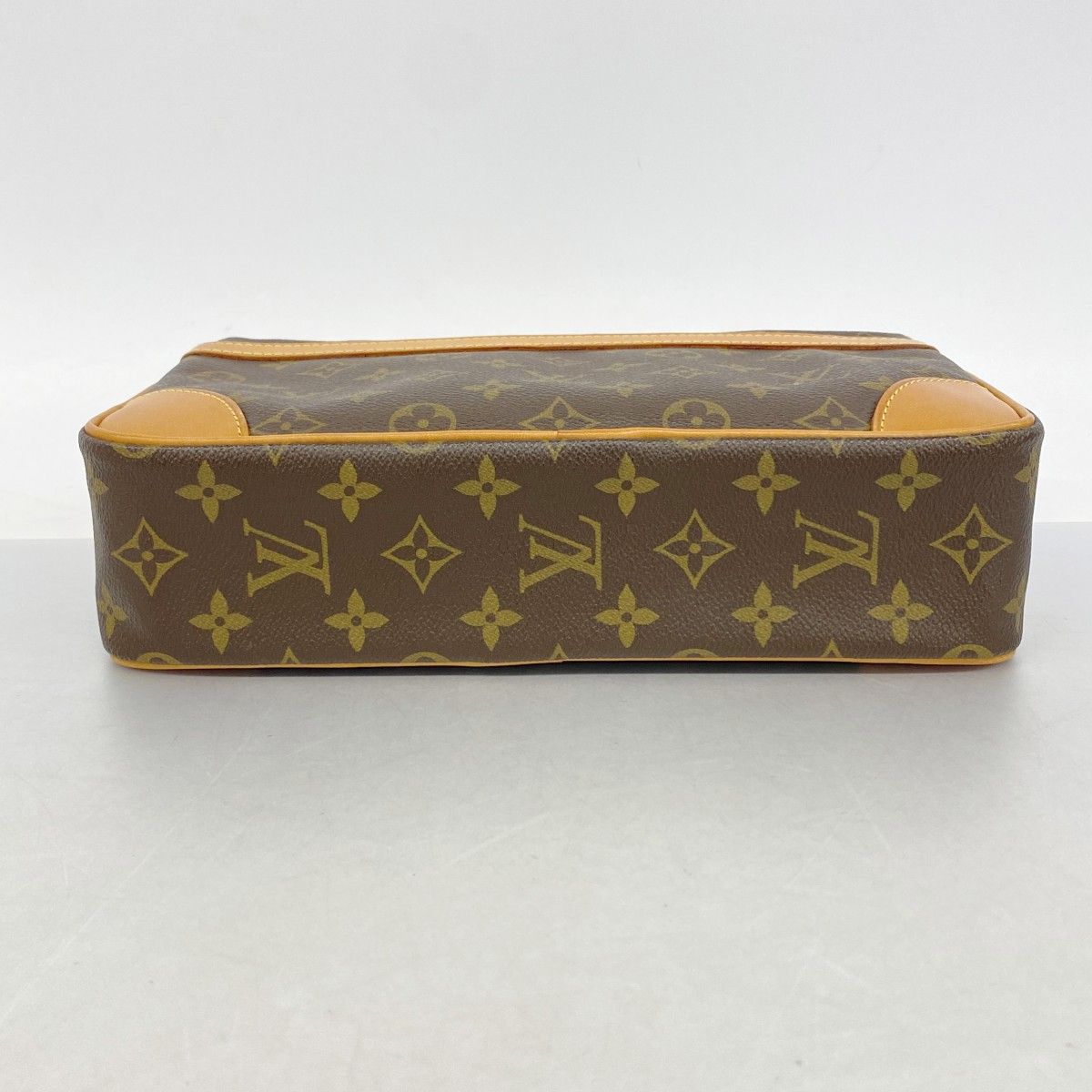 Louis Vuitton Clutch Monogram Compiegne 28 Brown — view 3