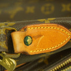 Louis Vuitton Shoulder Bag Monogram Amazon GM Brown — view 8