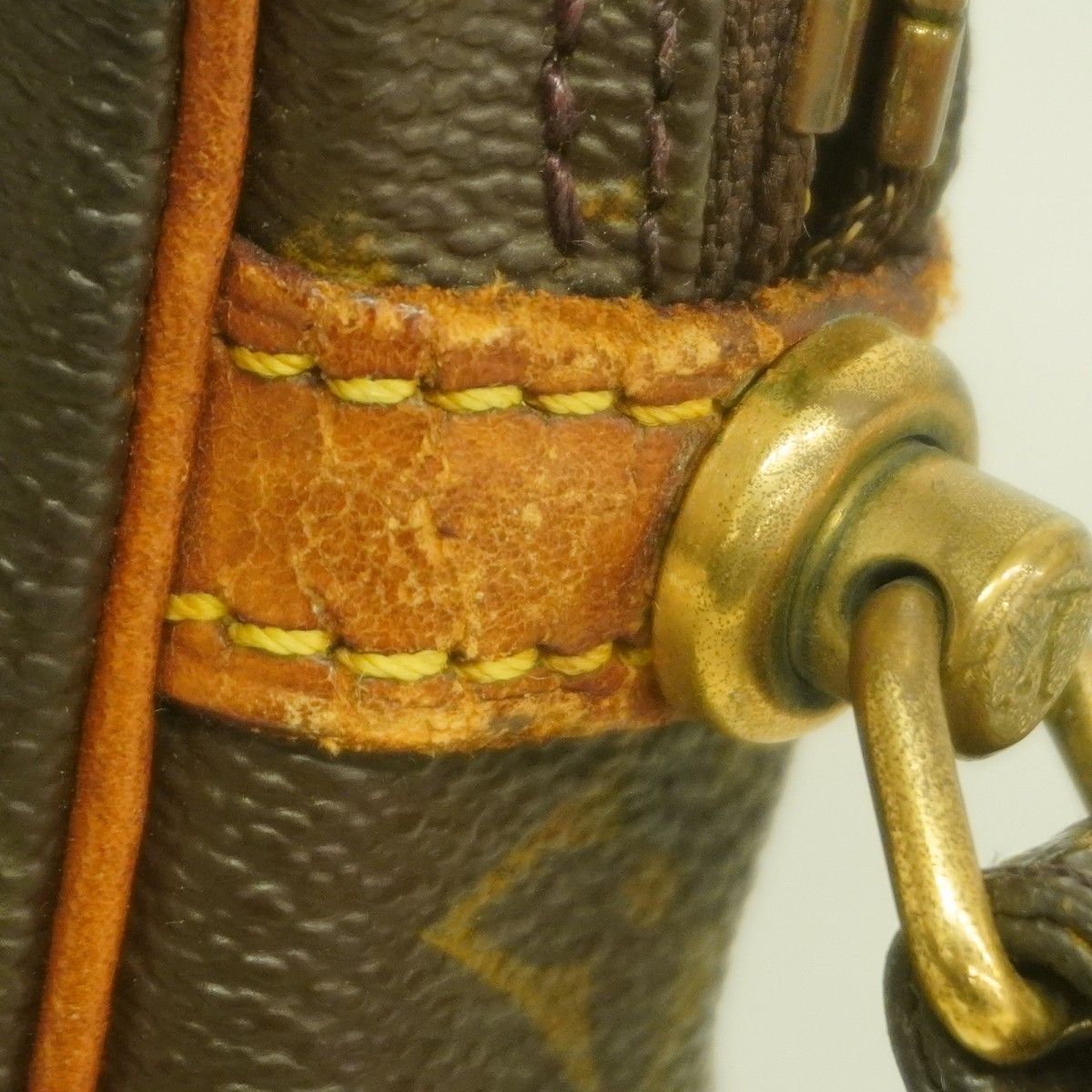 Louis Vuitton Clutch Monogram Marly Dragonne GM Brown — view 8
