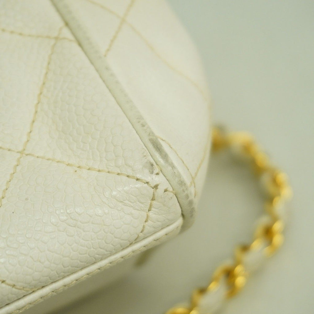 Chanel Shoulder Bag Quilted Caviar Leather White Gold — view 7