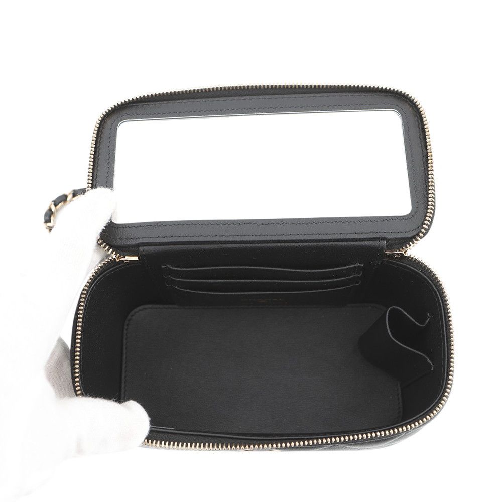 Chanel Chain Shoulder Bag Quilted CC Logo Vanity Case Lambskin Black — view 5