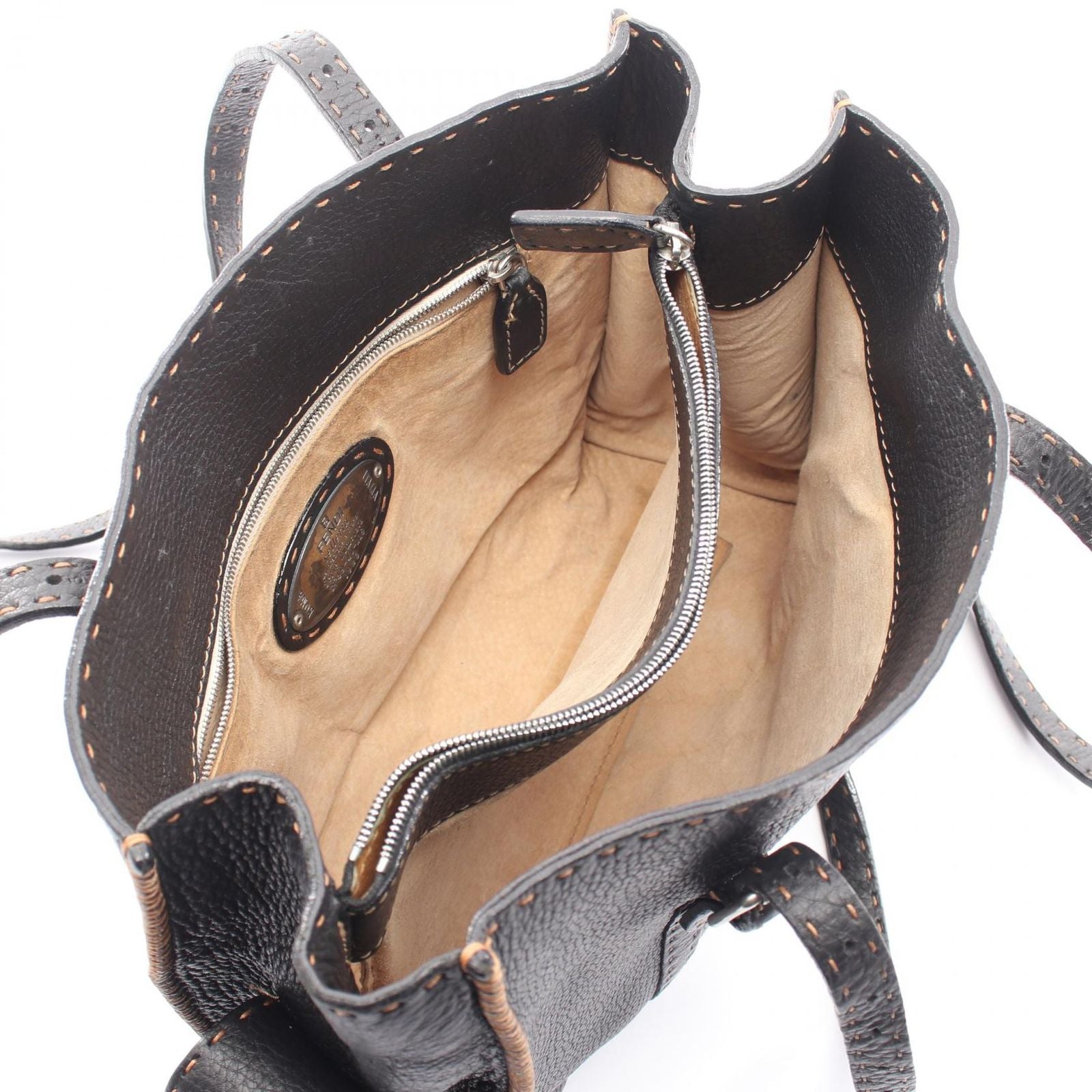 Fendi Shoulder Bag Selleria Black Leather — view 3