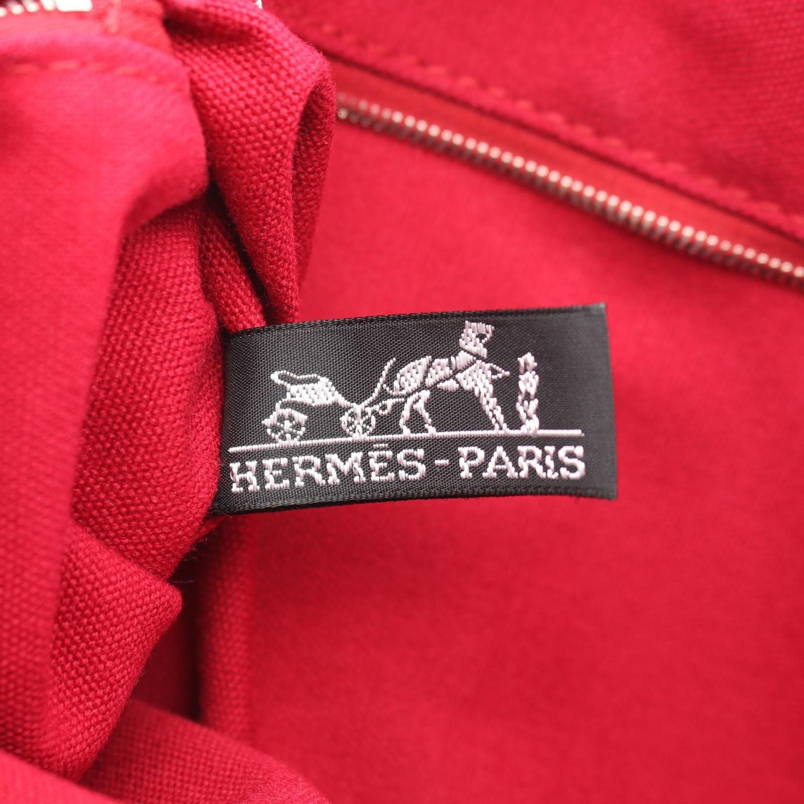 Hermes Tote Troca Horizontal MM Red Canvas Leather — view 4