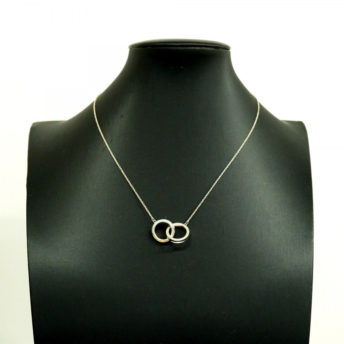 Tiffany & Co Necklace Interlocking Silver — view 7