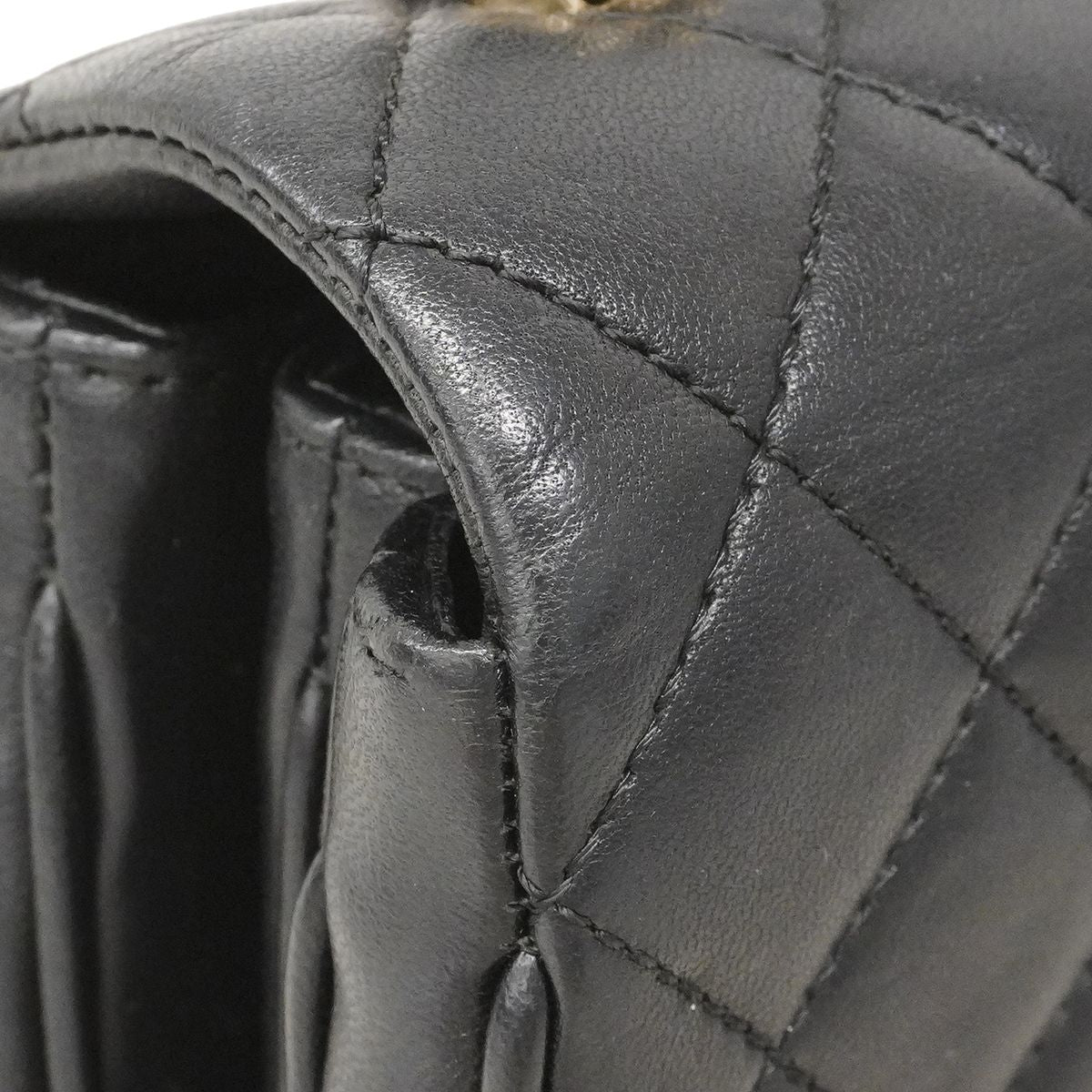 Chanel Shoulder Bag Quilted Lambskin Black Gold 2-Way — view 7