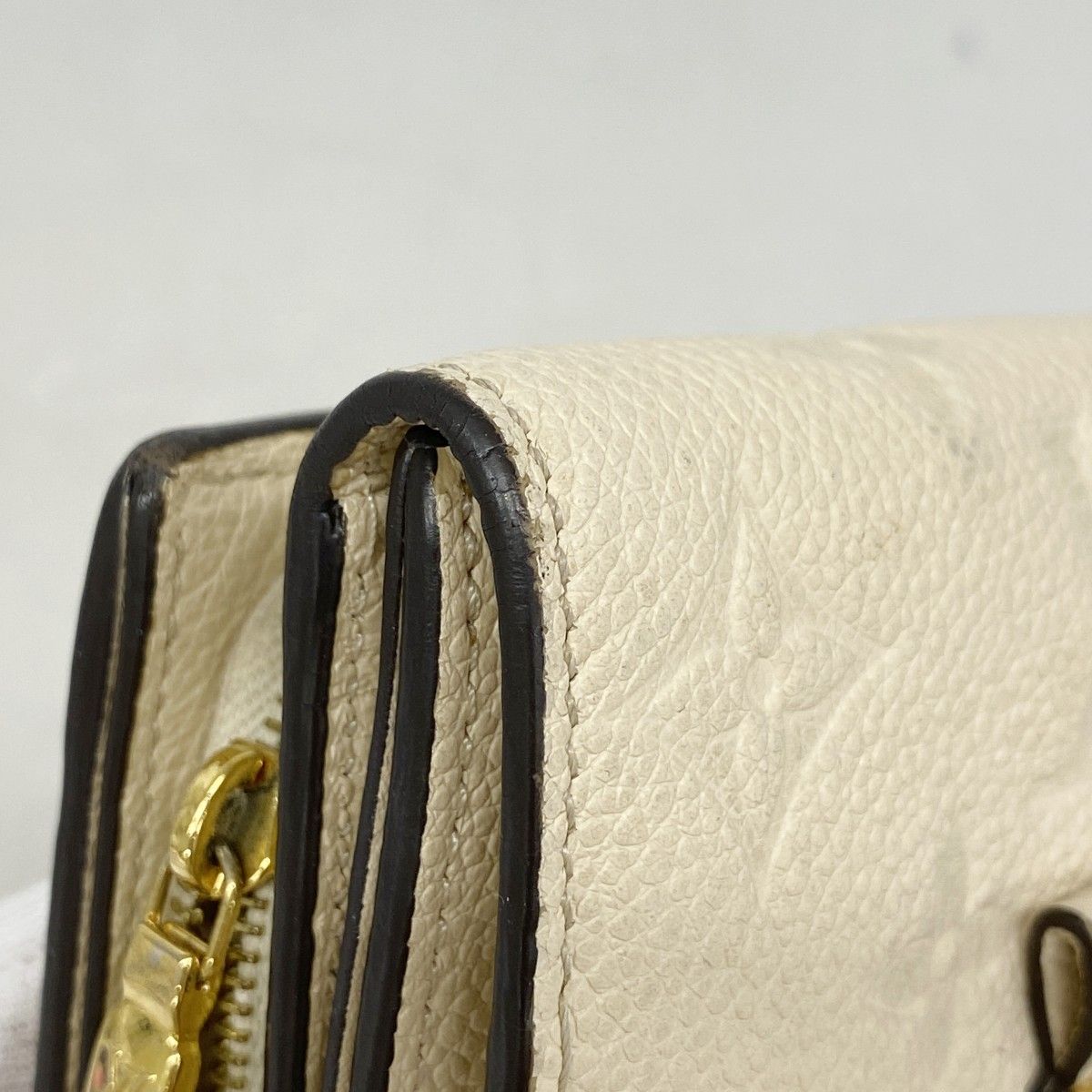 Louis Vuitton Trifold Wallet Monogram Empreinte Portefeuille Metis Compact Cream — view 6