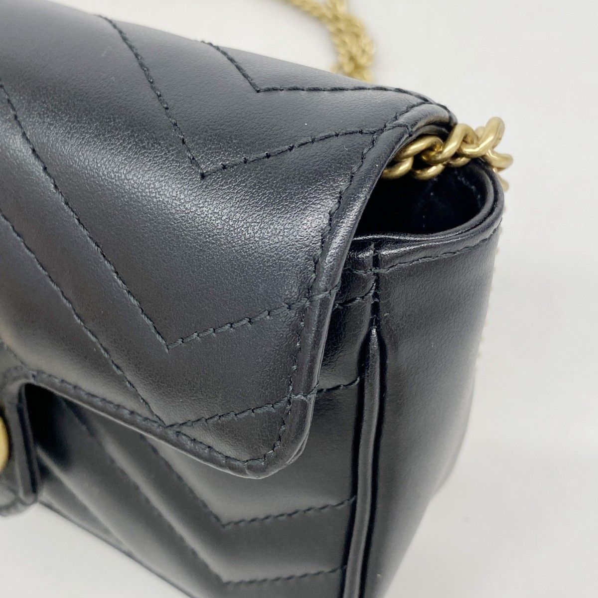 Gucci Shoulder Wallet GG Marmont Leather Black Gold — view 7