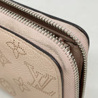 Louis Vuitton Wallet Mahina Zippy Magnolia — view 6