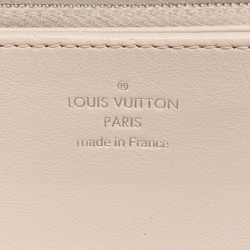 Louis Vuitton Wallet Mahina Zippy Magnolia — view 4
