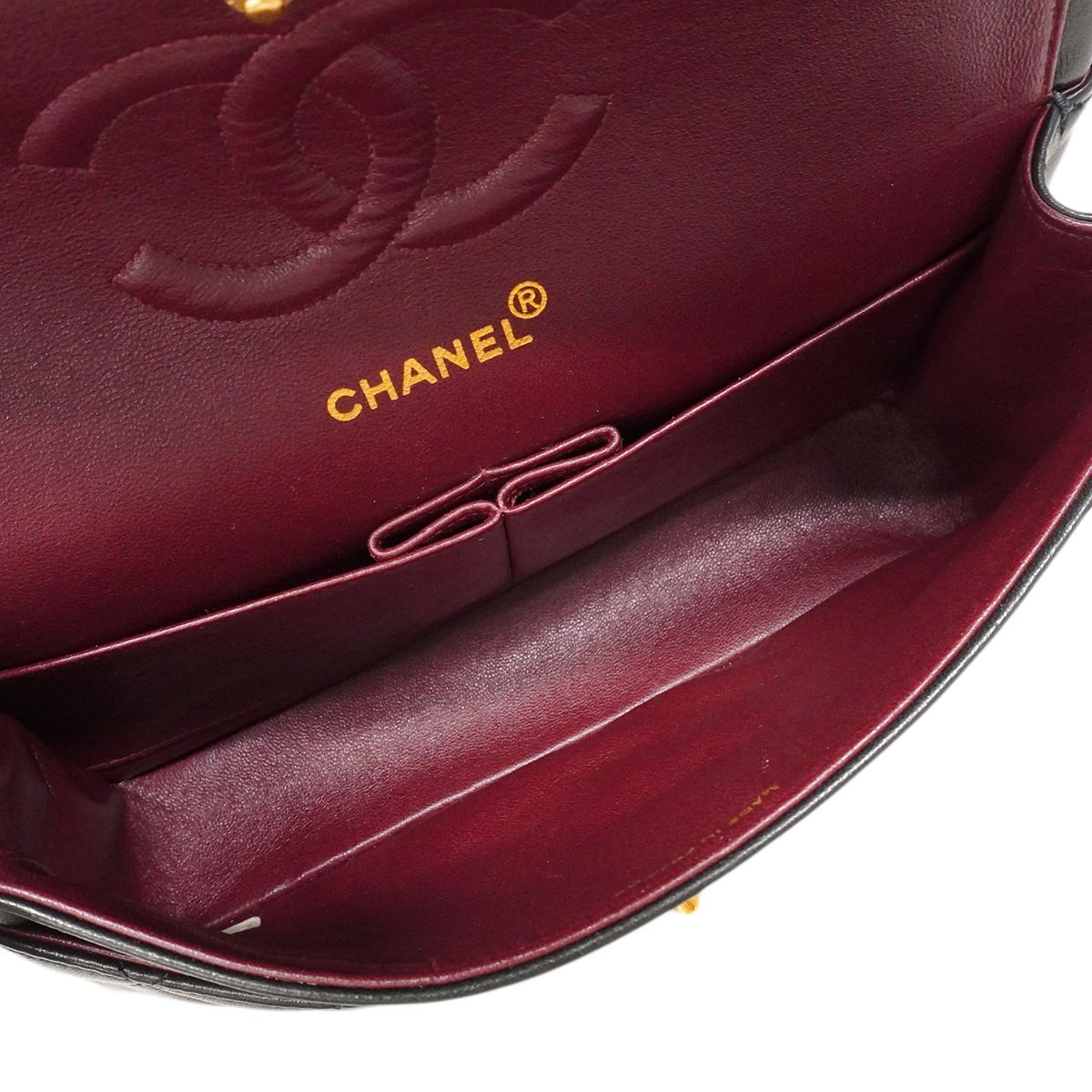 Chanel Shoulder Bag Quilted Lambskin Black Gold — view 4
