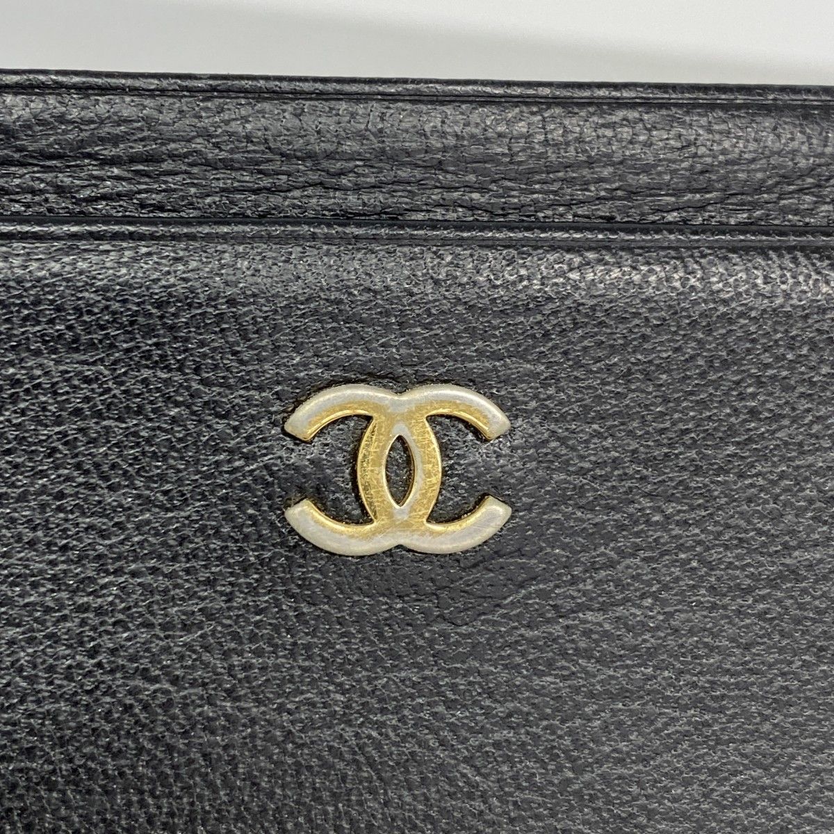 Chanel Card Case Leather Black Gold — view 5