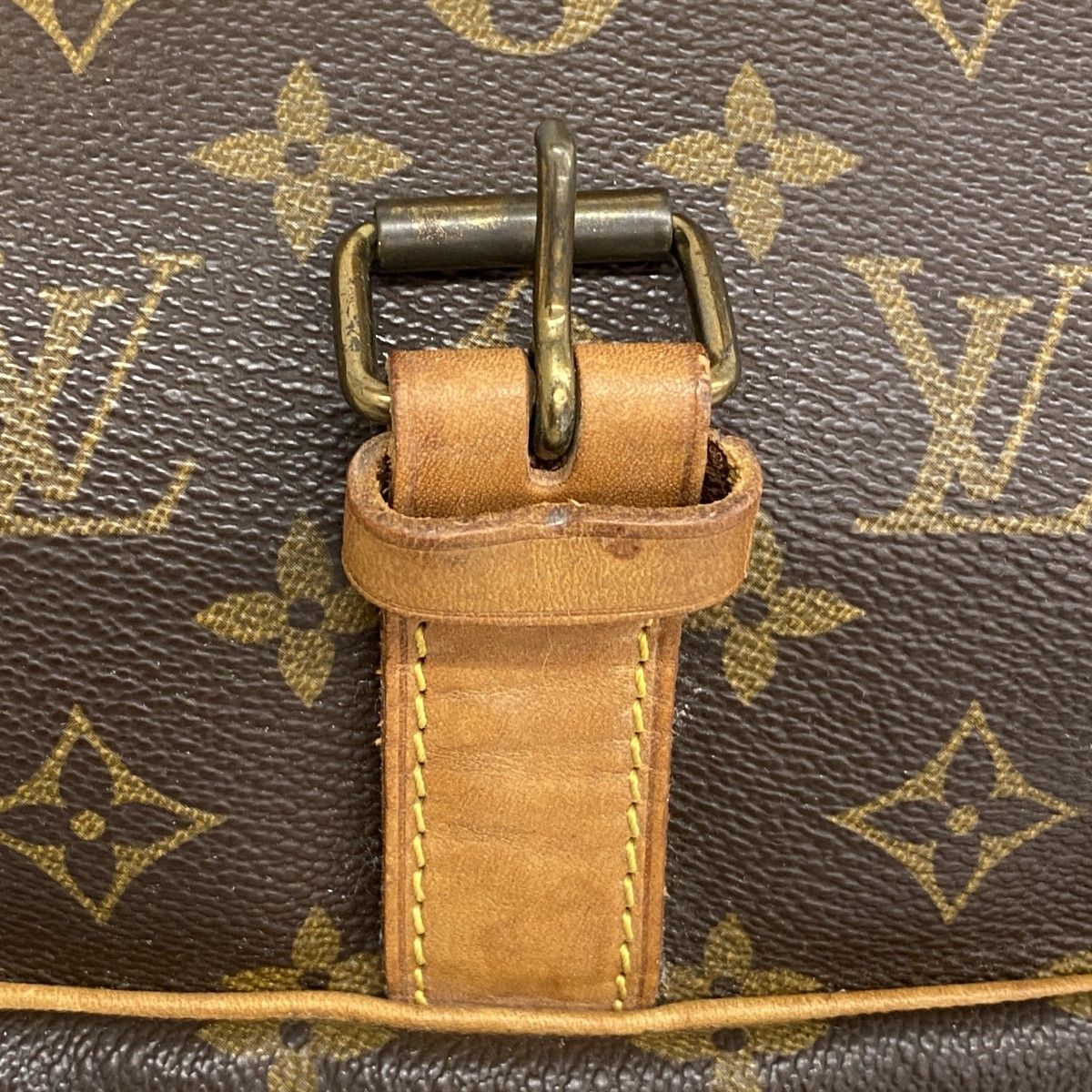 Louis Vuitton Shoulder Bag Monogram Saumur 35 Brown — view 9