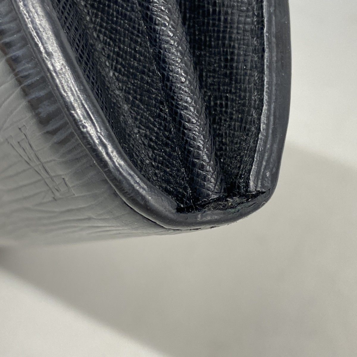Louis Vuitton Wallet Epi Portefeuille Sarah Noir — view 7