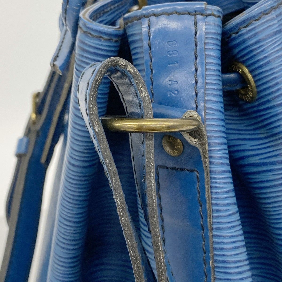 Louis Vuitton Shoulder Bag Epi Noe Toledo Blue — view 7