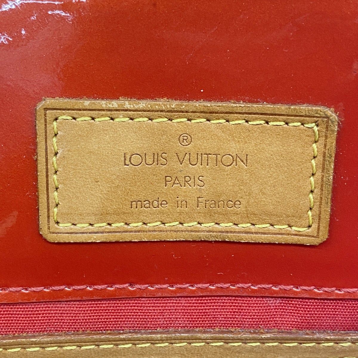 Louis Vuitton Handbag Vernis Reed PM Rouge — view 5