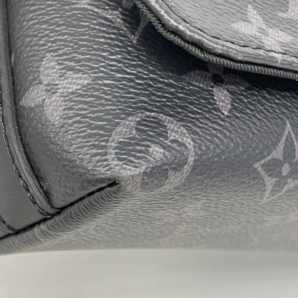 Louis Vuitton Shoulder Bag Monogram Eclipse District PM Black — view 6