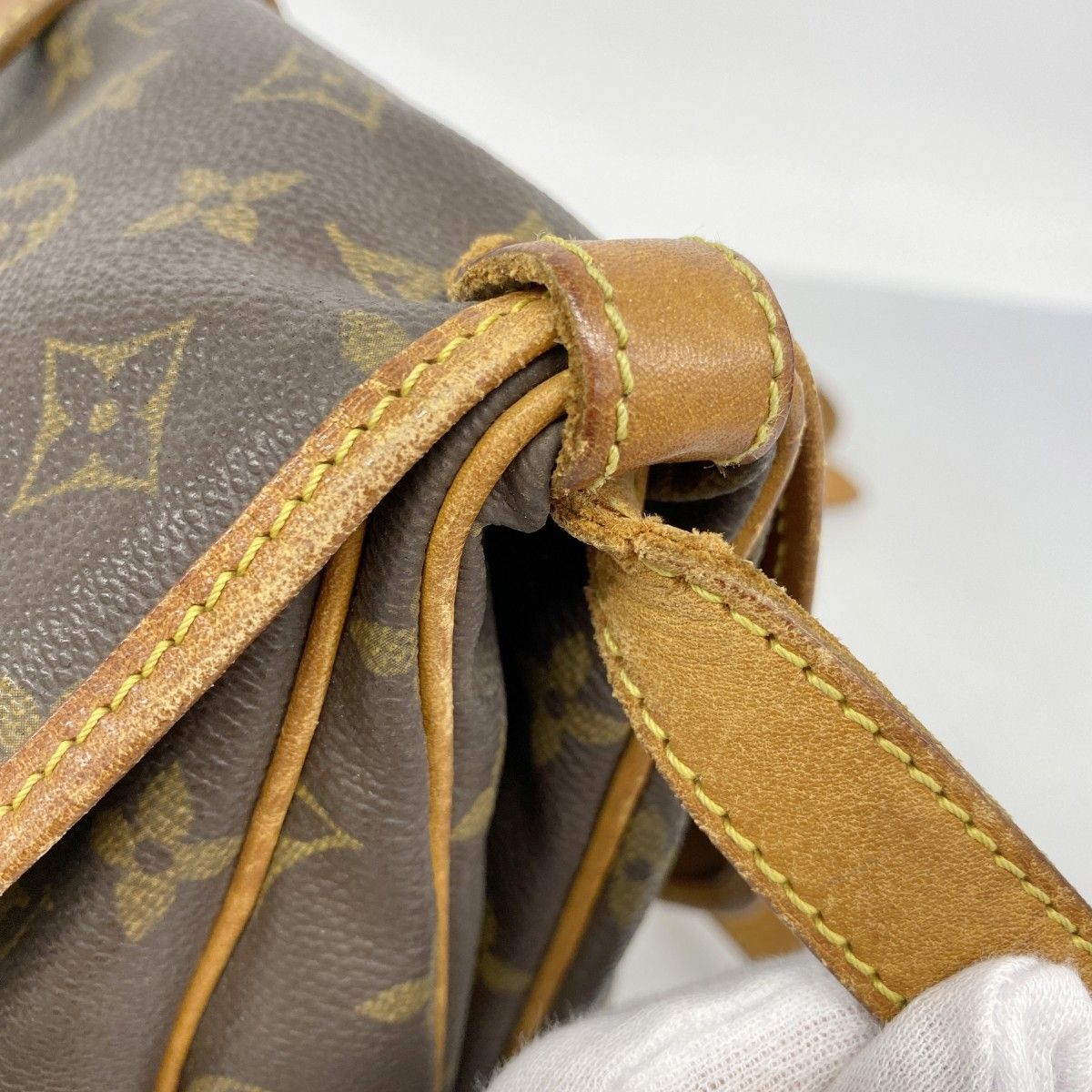 Louis Vuitton Shoulder Bag Monogram Saumur 30 Brown — view 8