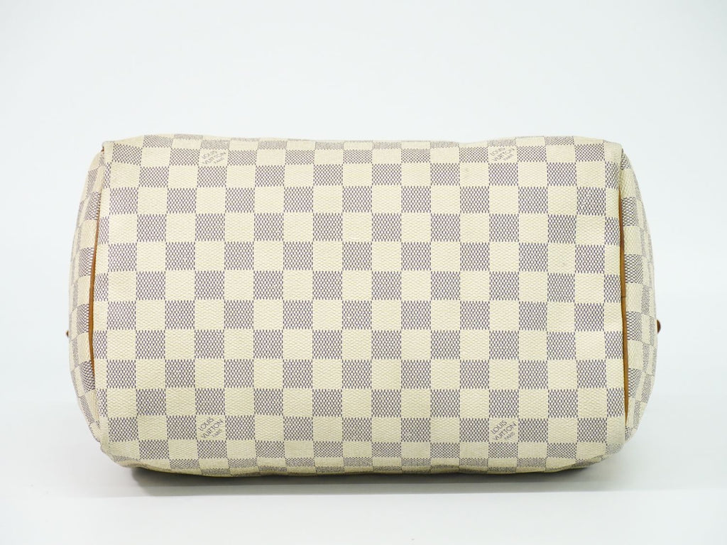 Louis Vuitton LV Vintage Handbag — view 3