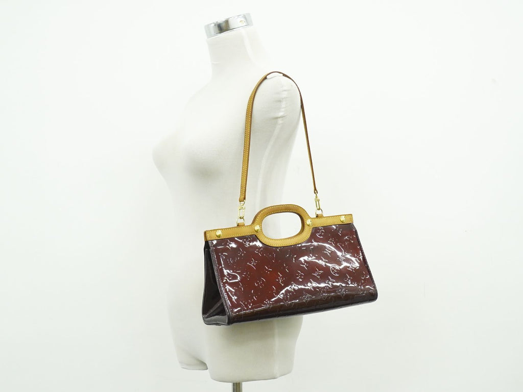 Louis Vuitton LV Roxuba Tall Live Vernis Leather 2-Way Shoulder Bag Amarante — view 6