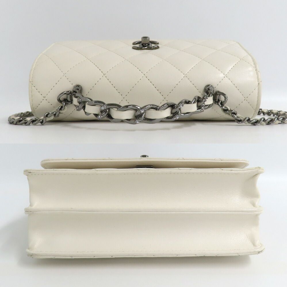 Chanel Top Handle Chain Shoulder Bag Quilted White Calfskin — view 3