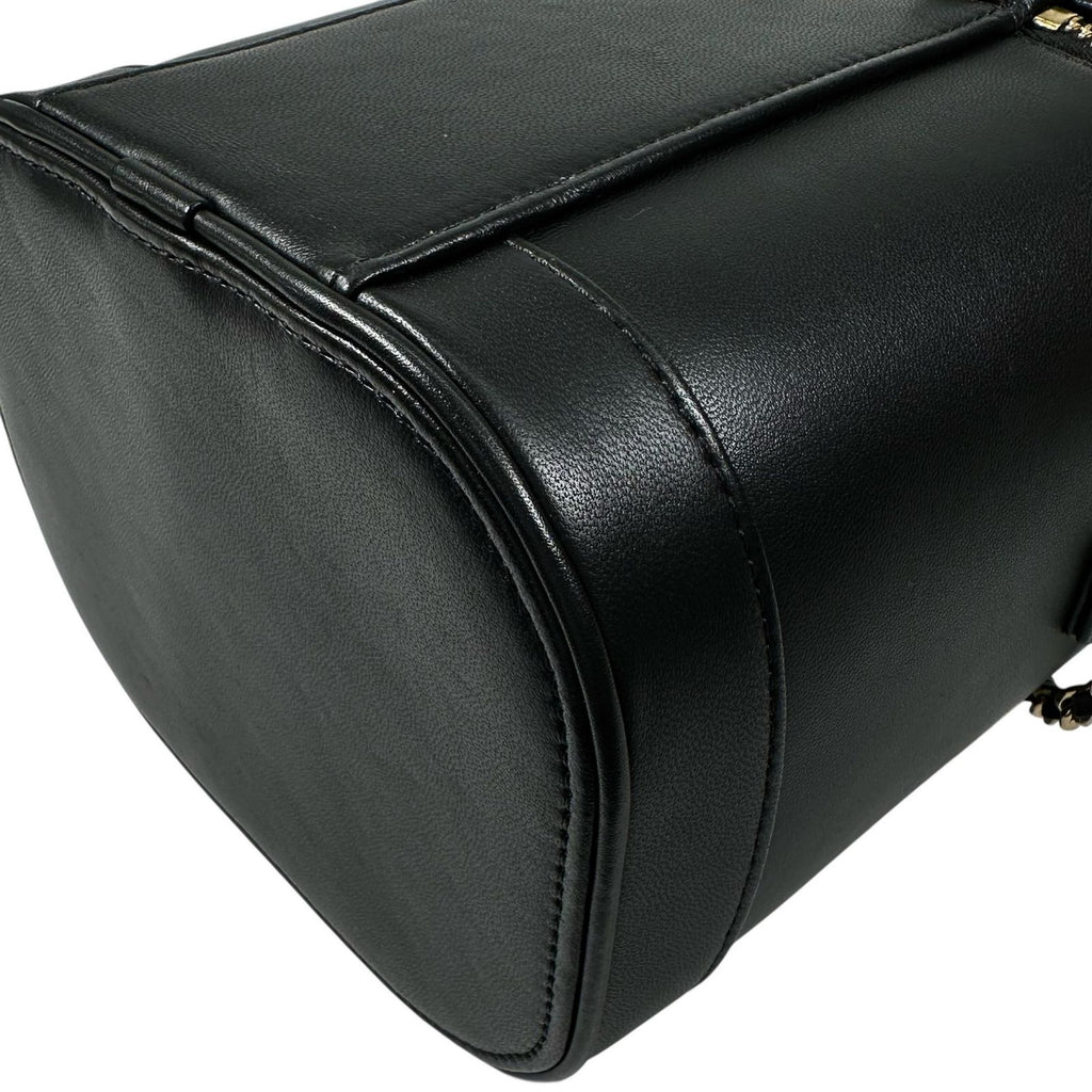 Chanel Shoulder Bag Vanity Bag Black CC Logo — view 9