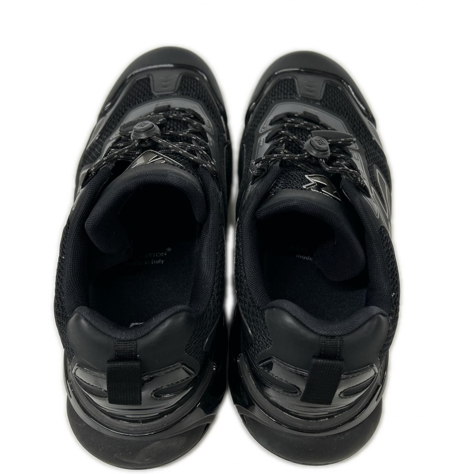 Louis Vuitton LV Runner Tatic Sneakers — view 5