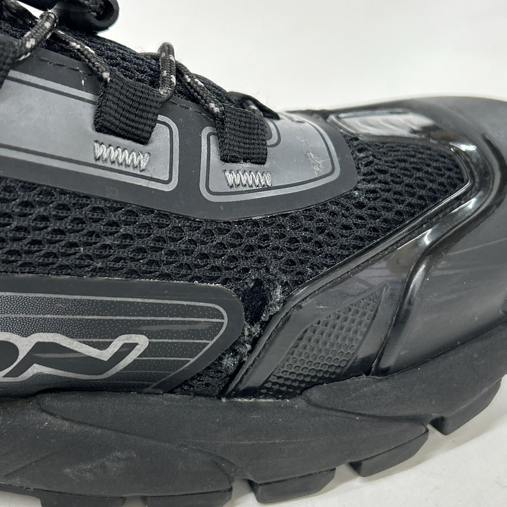 Louis Vuitton LV Runner Tatic Sneakers — view 8