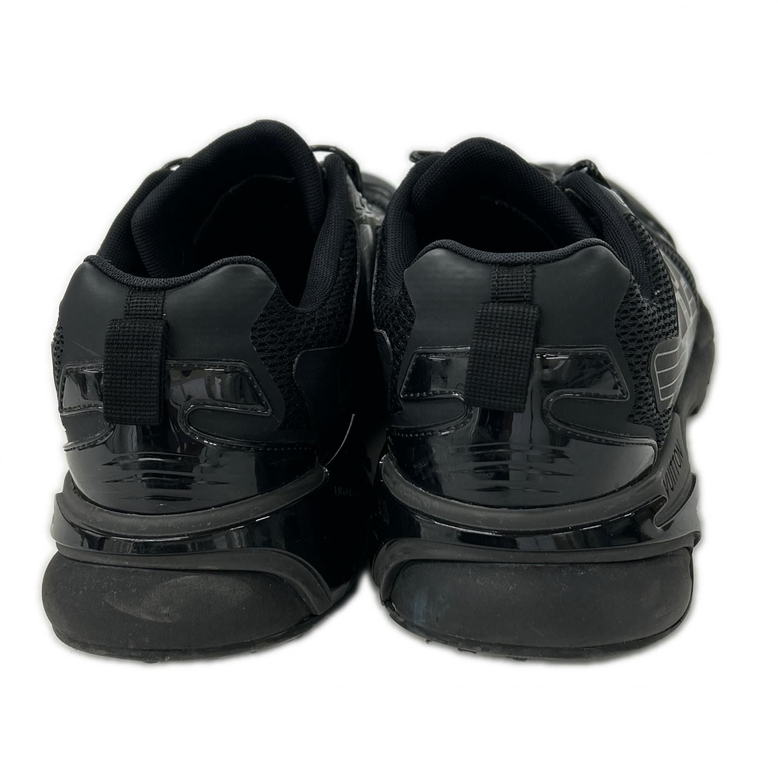 Louis Vuitton LV Runner Tatic Sneakers — view 2