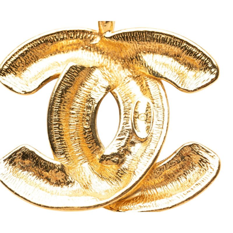 Chanel CC Logo Chain Pendant Gold Plated — view 3