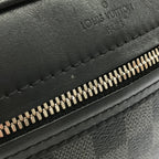 Louis Vuitton Damier Graphite Scott Messenger Shoulder — view 4