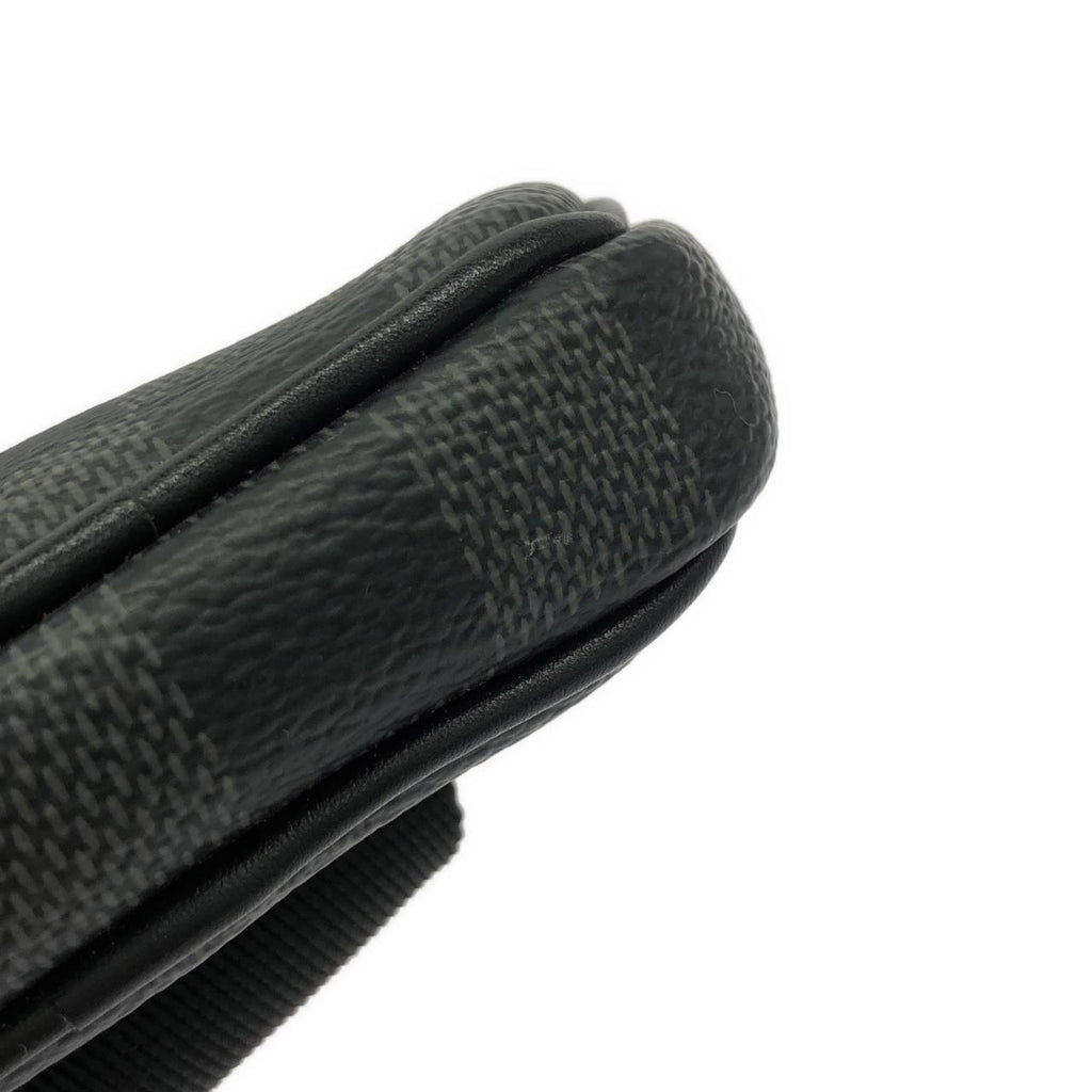 Louis Vuitton Damier Graphite Scott Messenger Shoulder — view 6