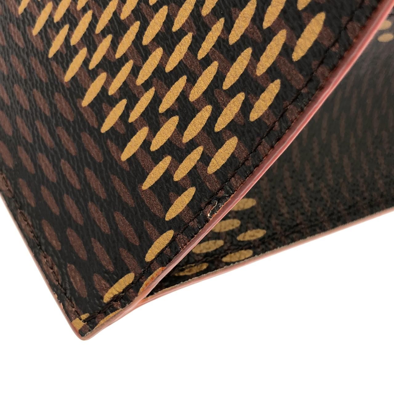 Louis Vuitton Damier Giant Mini Tote — view 3