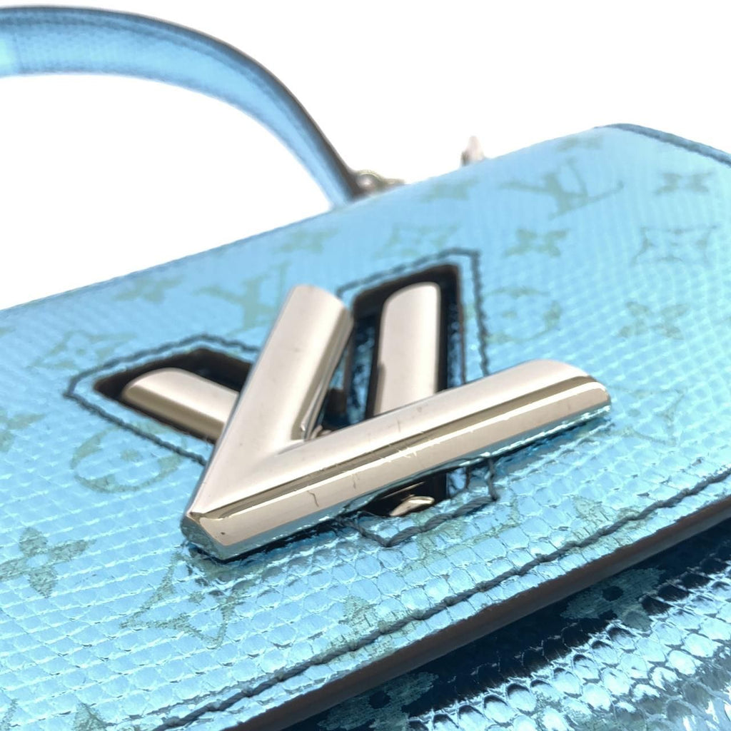 Louis Vuitton Twist Mini Shoulder — view 4